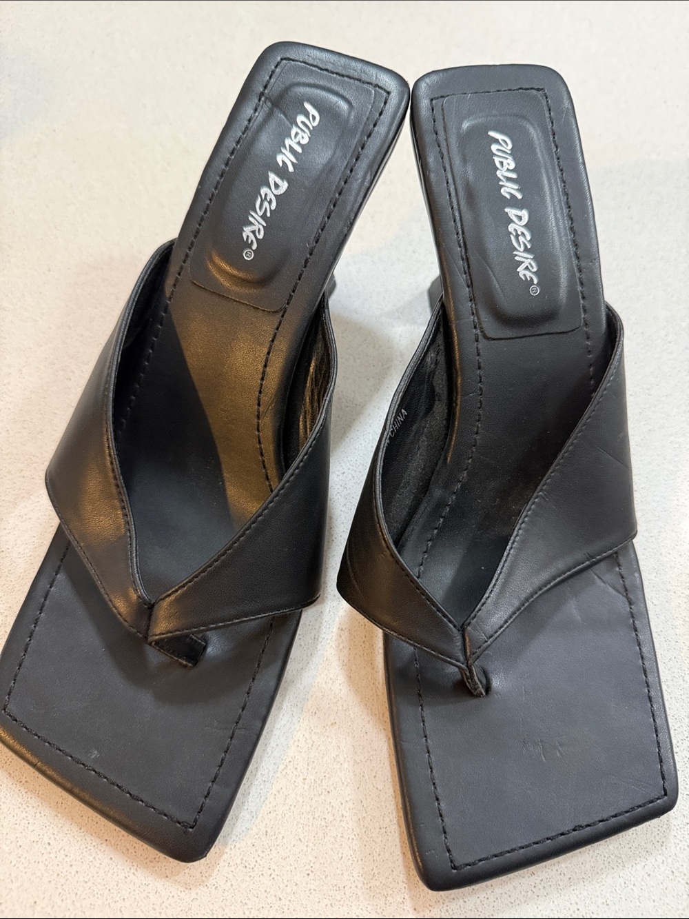Public Desire Black Square-Toe Thong Slide Sandals